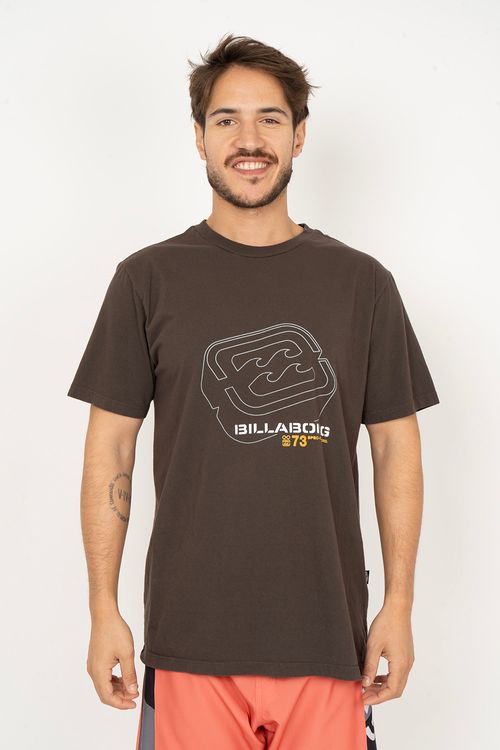 Camiseta Billabong M/C Spec 73 I Marrom Escuro
