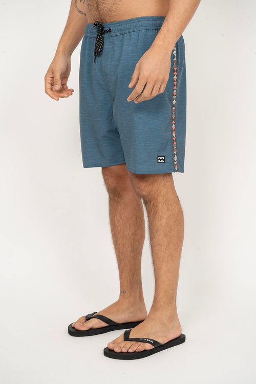 Boardshort Billabong Wategos Layback 18 Cinza Escuro